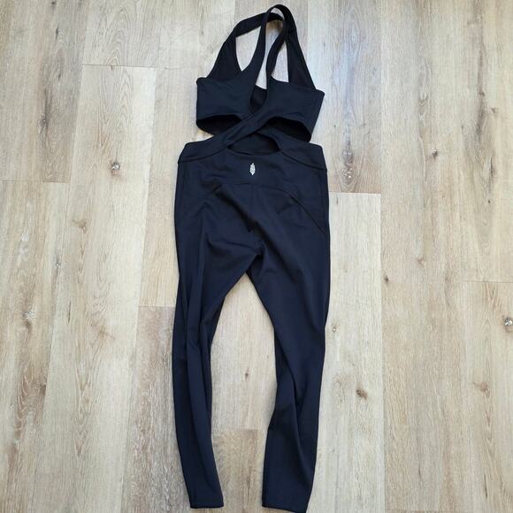 Free People Movement Black Back It Up Jumpsuit sz Small Athletic Athleisure - Picture 4 of 6